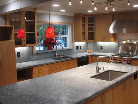 Kitchen Cabinets in Mountain View