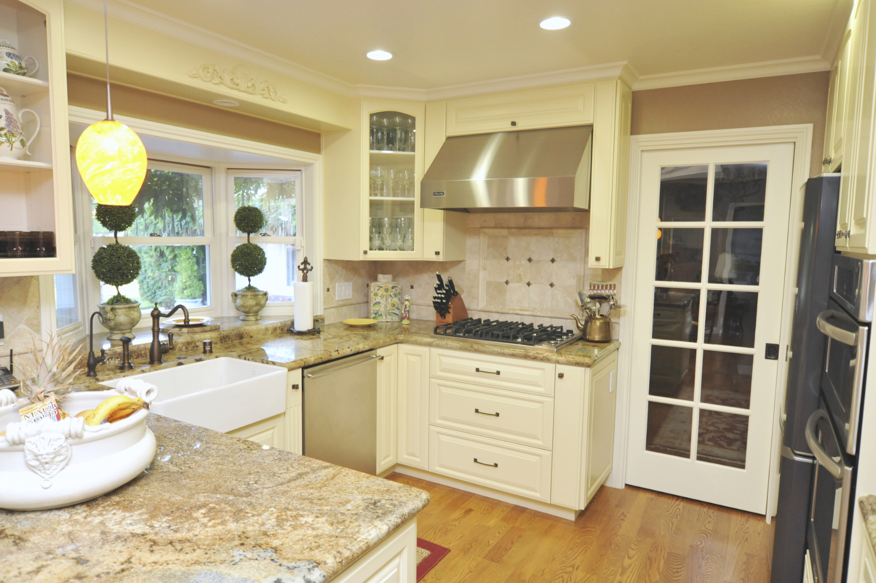 White creamy cabinets Fremont CA