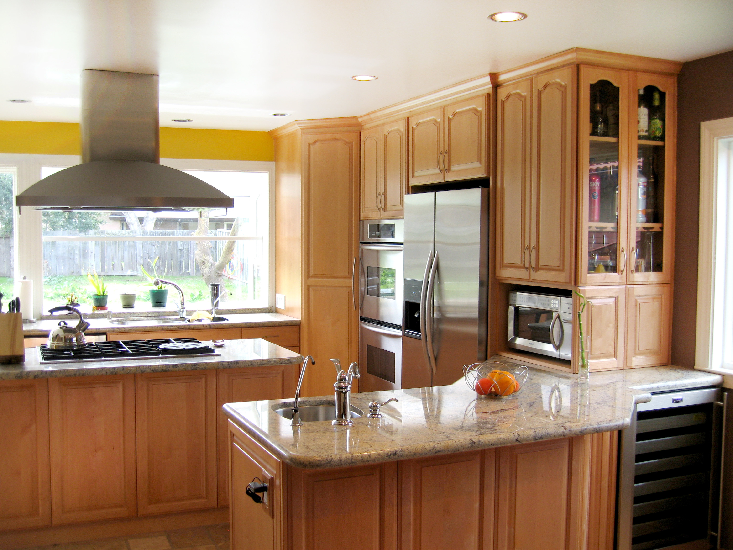 Maple kitchen in Halfmoon bay